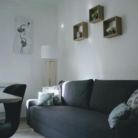 Charmant Appartement Au Coeur Des Gres D Annot Екстериор снимка