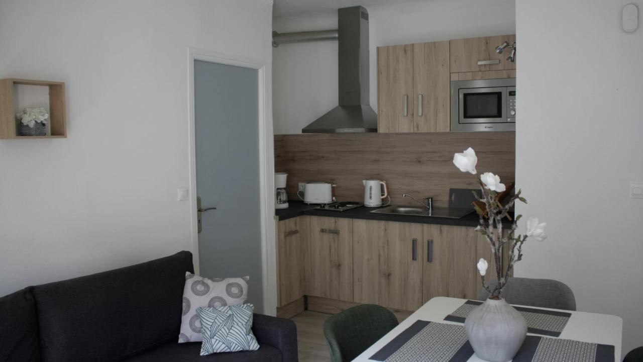 Charmant Appartement Au Coeur Des Gres D Annot Екстериор снимка
